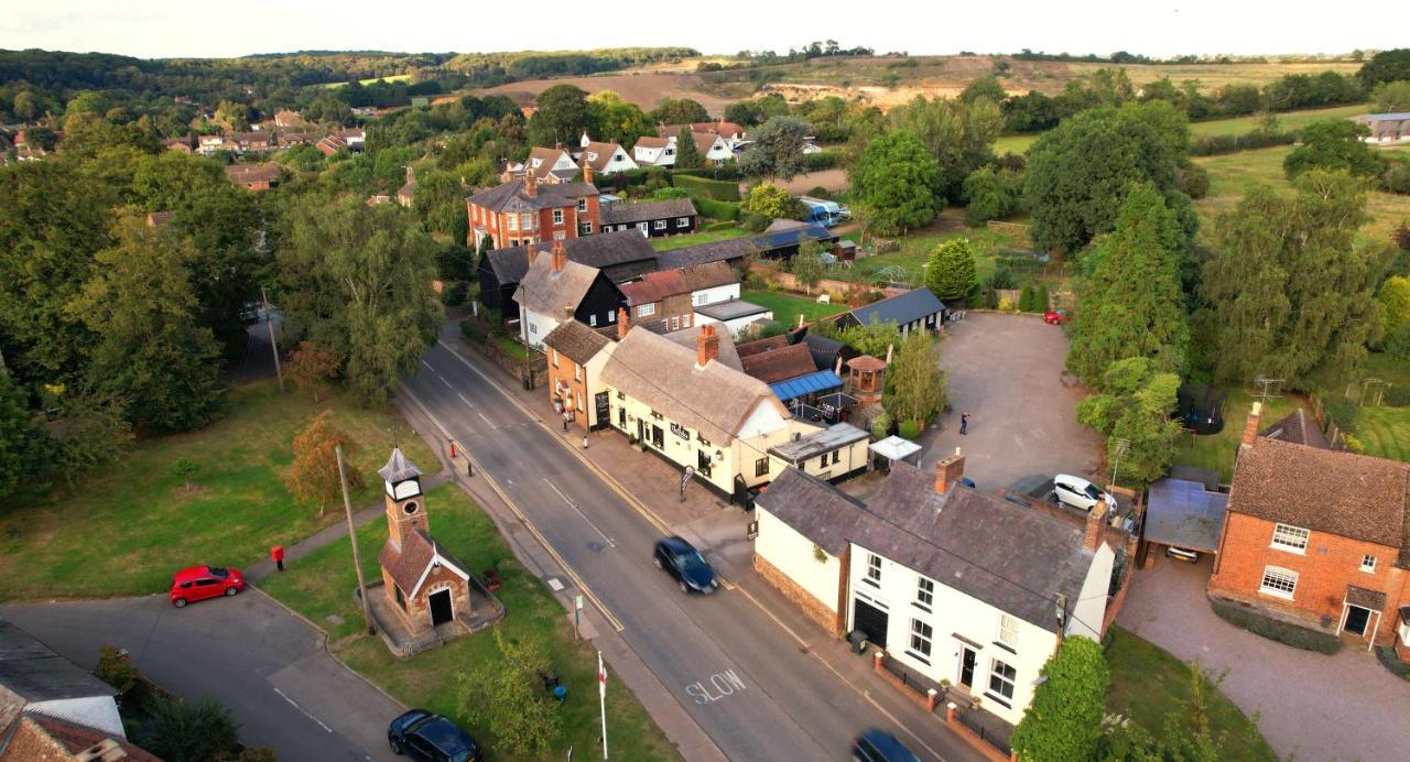 The Dukes Hotel Leighton Buzzard Exterior photo