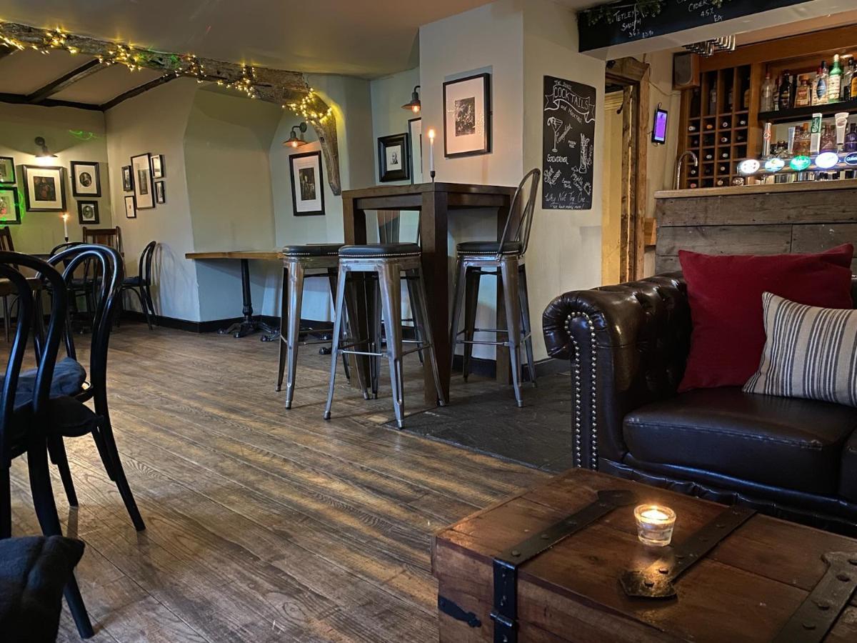 The Dukes Hotel Leighton Buzzard Exterior photo
