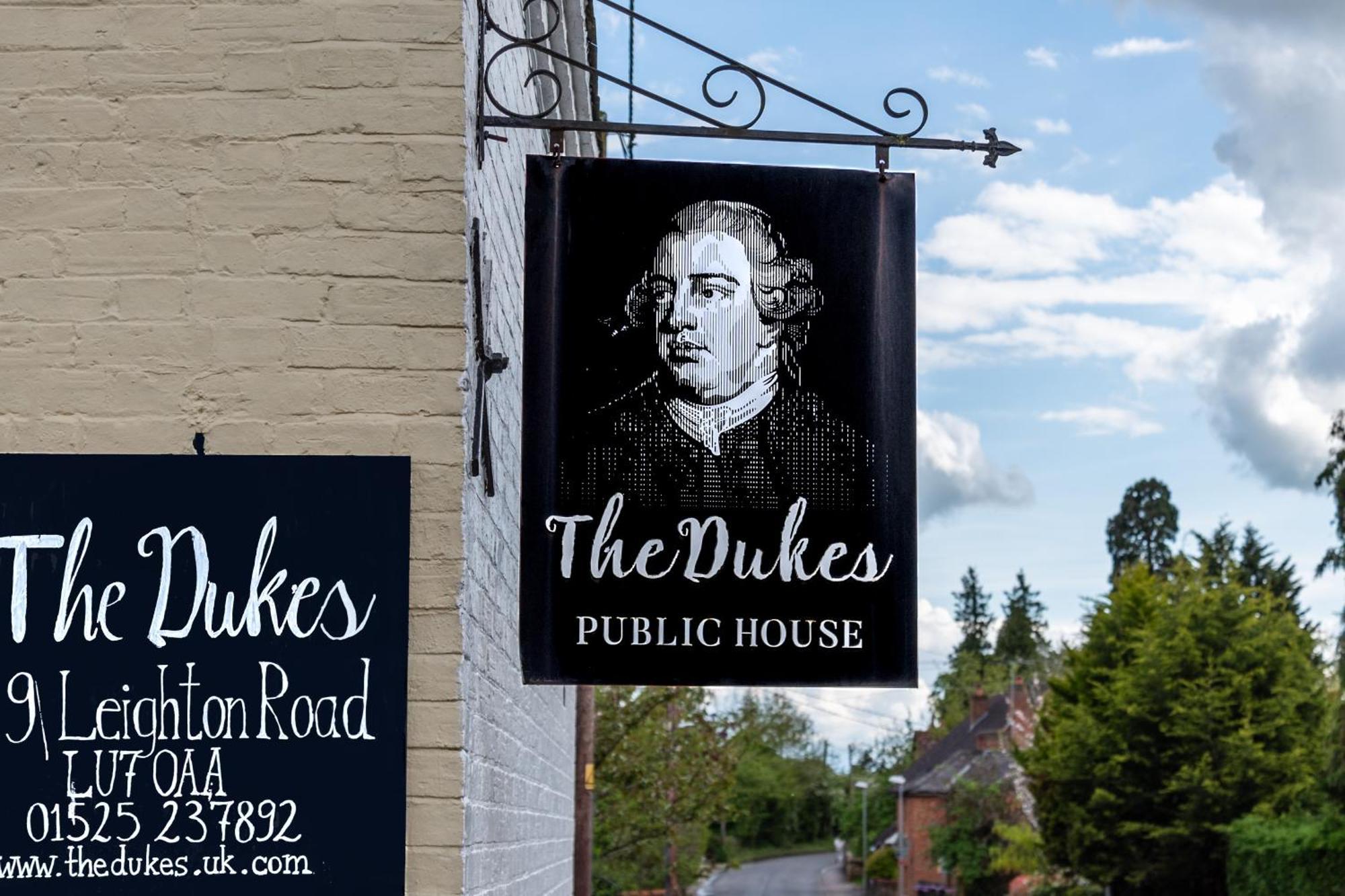 The Dukes Hotel Leighton Buzzard Exterior photo